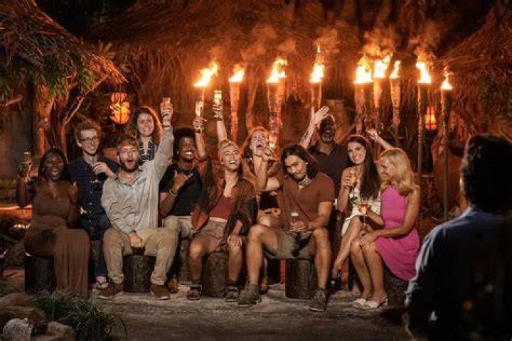 Meet the Bartender on ‘Survivor’ Season 45 – Hollywood Life