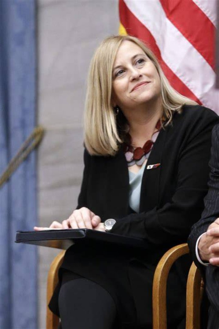 Megan Barry: Mayor of Nashville Pics — See Photos 