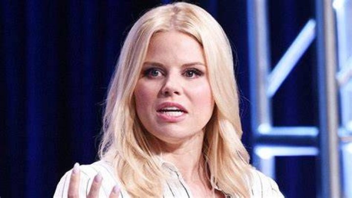 Megan Hilty’s Pregnant Sister, Brother-In-Law & Their Child Among 10 Killed In Seattle Plane Crash