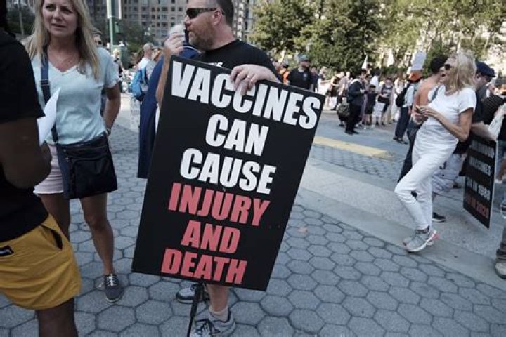 Meghan McCain Scolds GOP For COVID Vaccine Distrust: ‘Put An iPod’ In Me If I Can Get ‘Drunk’ In Vegas Again