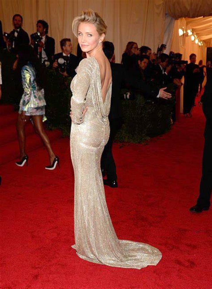 Met Ball 2012 Red Carpet: Sexy Backless Beauties Stole The Show