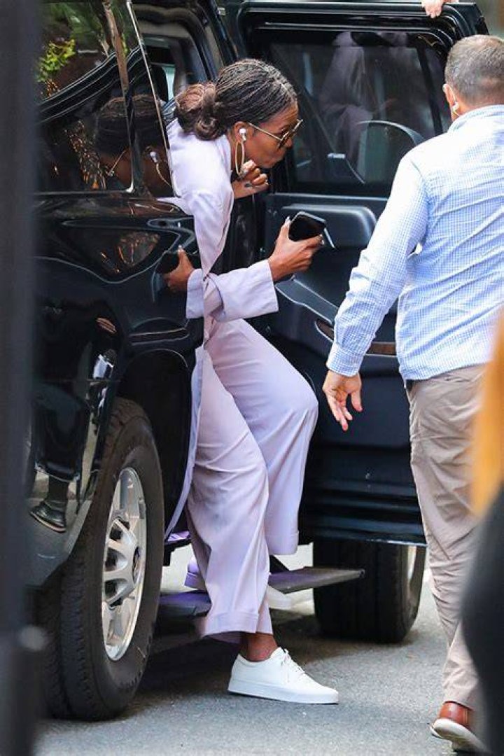Michelle Obama Is A Vision In Lavender Pantsuit As She Takes Over The Big Apple
