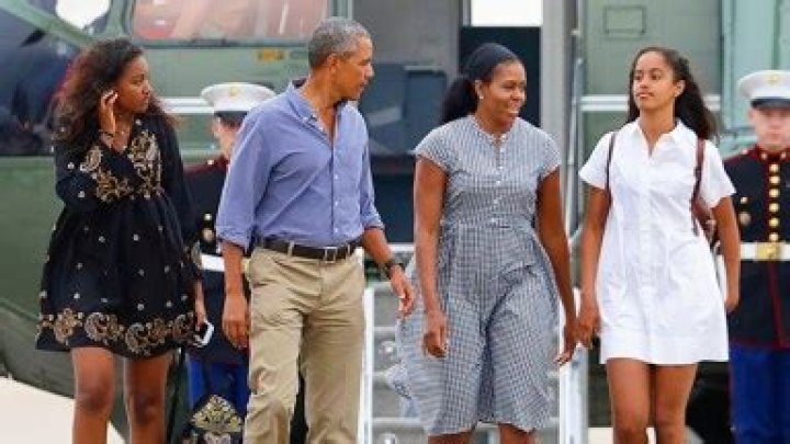 Michelle Obama Reveals Malia & Sasha Rented 1st Apartment & Slept On The Floor