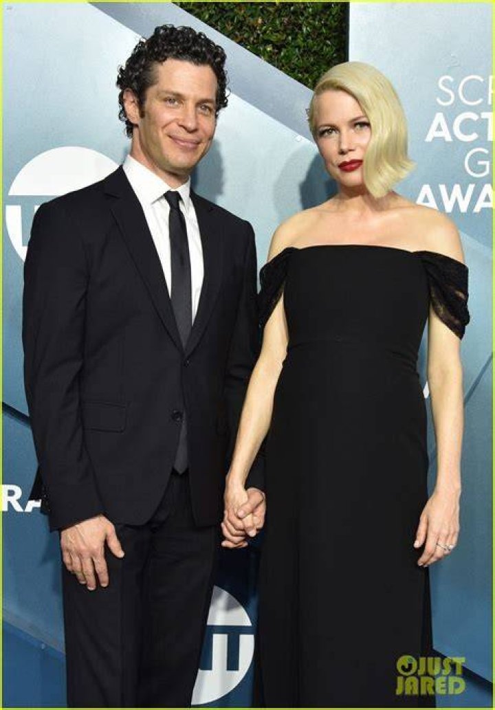 Michelle Williams Gives Birth To A Healthy Baby With New Husband Thomas Kail
