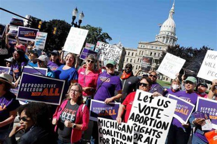 Michigan, Kentucky & Vermont Voters Pass Constitutional Amendments To Protect Abortion Rights & Women Cheer