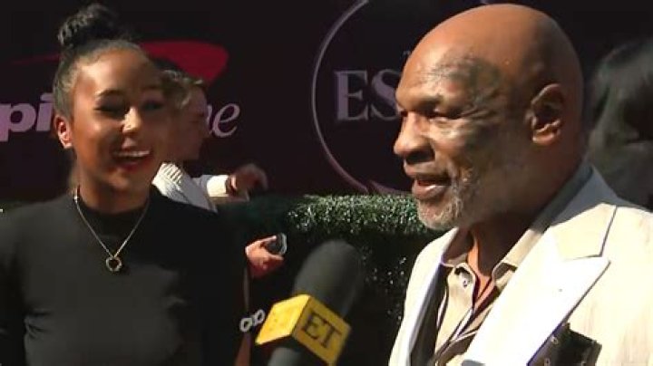 Mike Tyson & His Daughter Milan Make Rare Appearance Together – Hollywood Life