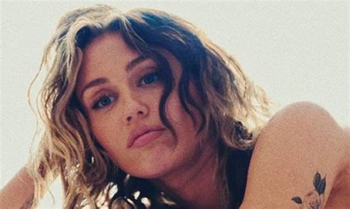 Miley Cyrus Goes Topless In Bed For ‘Jaded’ Music Video – Hollywood Life