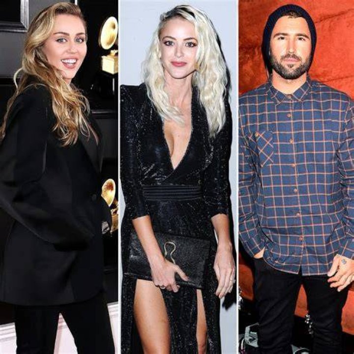 Miley Cyrus & Kaitlynn Carter Get Their PDA On During Sexy Date After Liam & Brody Splits