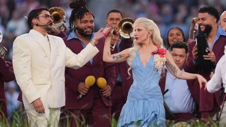 Miley Cyrus Preparing For Super Bowl Performance With Diet & Exercise – Hollywood Life