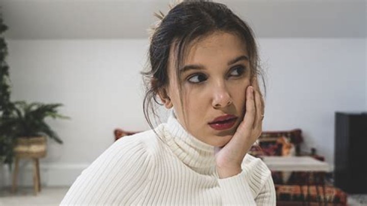 Millie Bobby Brown Channels Rachel From ‘Friends’ In W Magazine: Photo – Hollywood Life