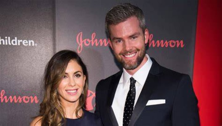 ‘Million Dollar Listing’s Ryan Serhant & Wife Emilia Welcome Baby After Struggling To Get Pregnant