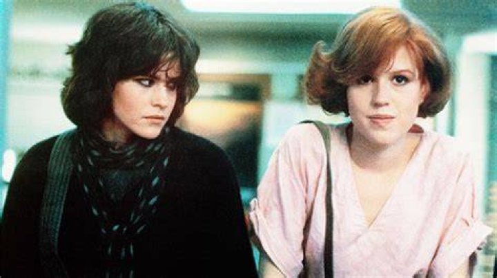 Molly Ringwald Reacts – Hollywood Life
