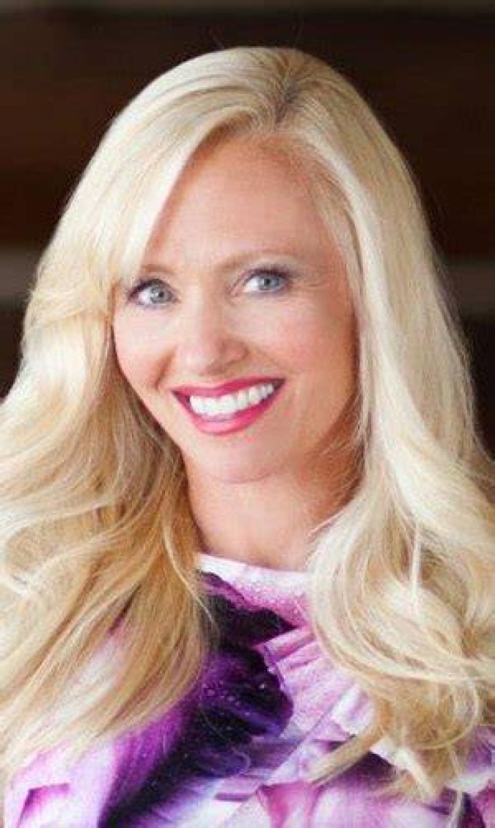 Molly Shattuck – Hollywood Life