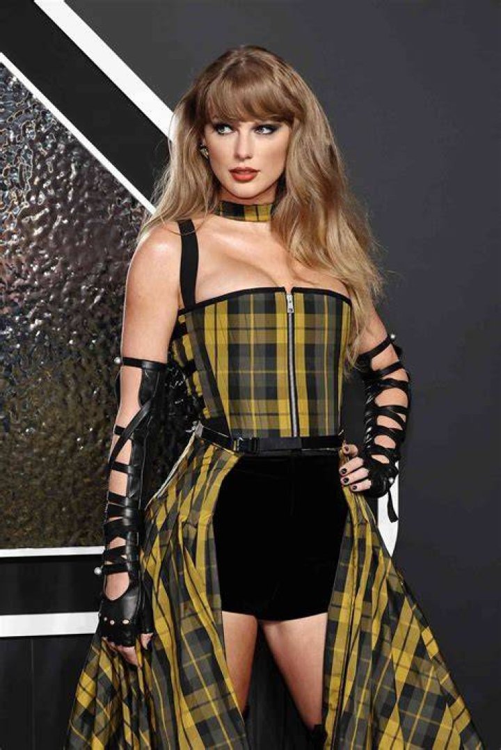 MTV VMAs 2019: Look Back At Taylor Swift & More Stars At Last Year’s Show
