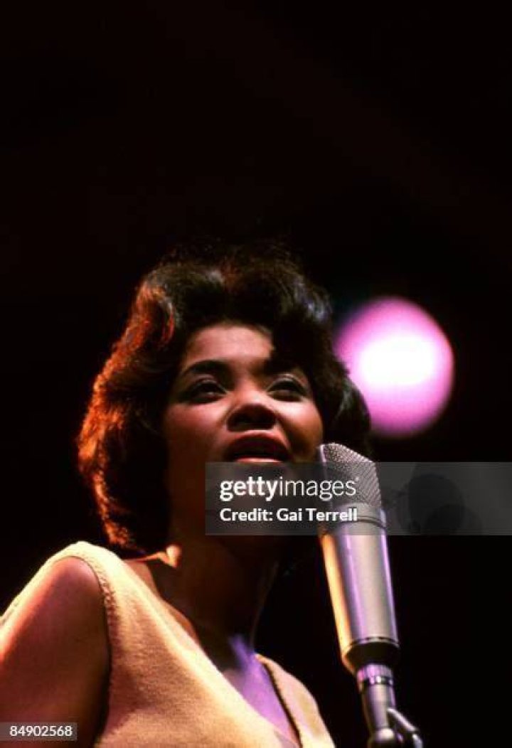Nancy Wilson — Photos Of The Singer – Hollywood Life