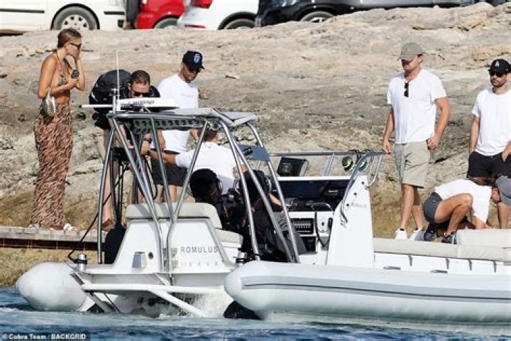 Naomi Campbell, 52, Rocks Plunging Swimsuit On A Yacht In Turkey: Photos