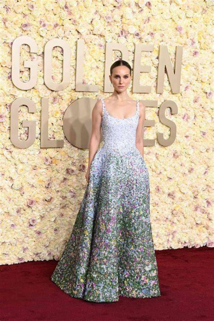 Natalie Portman Used This Exact Blush for the 2023 Golden Globes