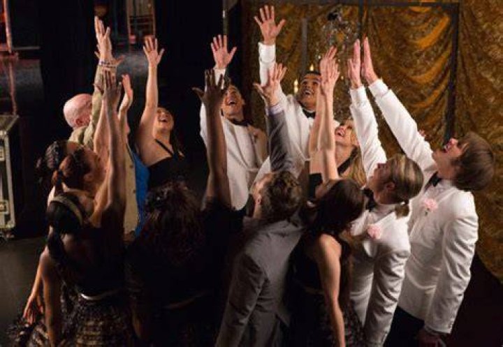 New Directions Lose Nationals, Honor Finn — Season 5 Episode 11 Recap – Hollywood Life