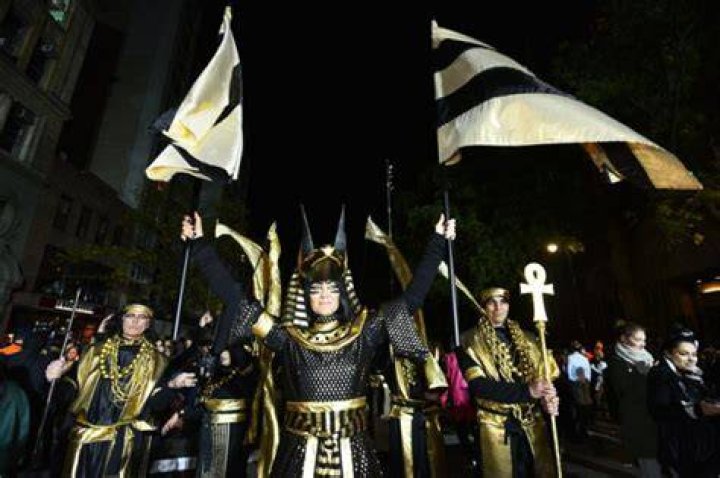 New Yorkers Defy Terrorist Proudly March in Halloween Parade — PICS