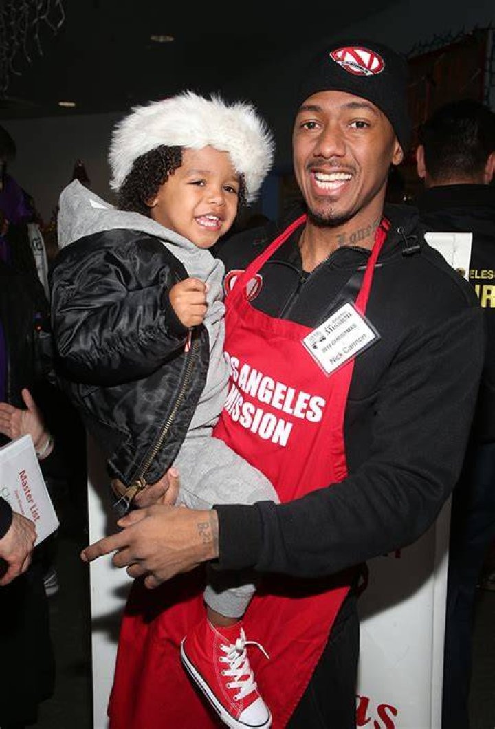 Nick Cannon’s Son Golden Dresses As Dad For Halloween Costume – Hollywood Life