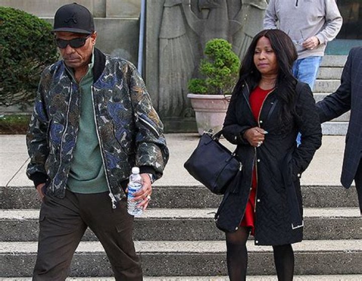 Nicki Minaj’s Dad Robert Tragically Dies At 64 After A Hit & Run, According To Police