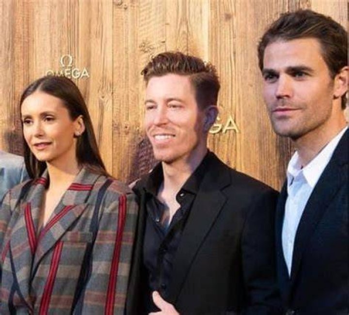 Nina Dobrev & Paul Wesley Reunite In Switzerland: Photos – Hollywood Life