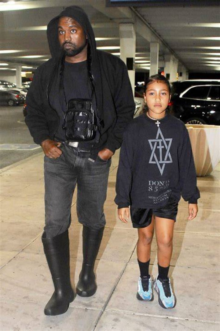 North West Dresses Like Dad Kanye In TikTok With Kim Kardashian – Hollywood Life