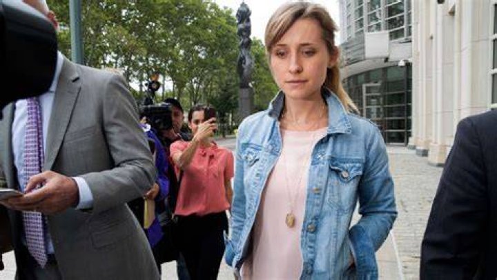 NXIVM: Allison Mack Accused Of Keeping India Oxenberg On 500-Calorie Sex Slave Diet