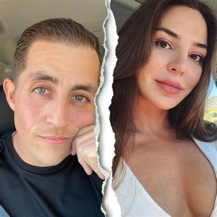 Olivia Munn Chills In A Bikini Following Split From BF Tucker Roberts After Over 1 Year Together