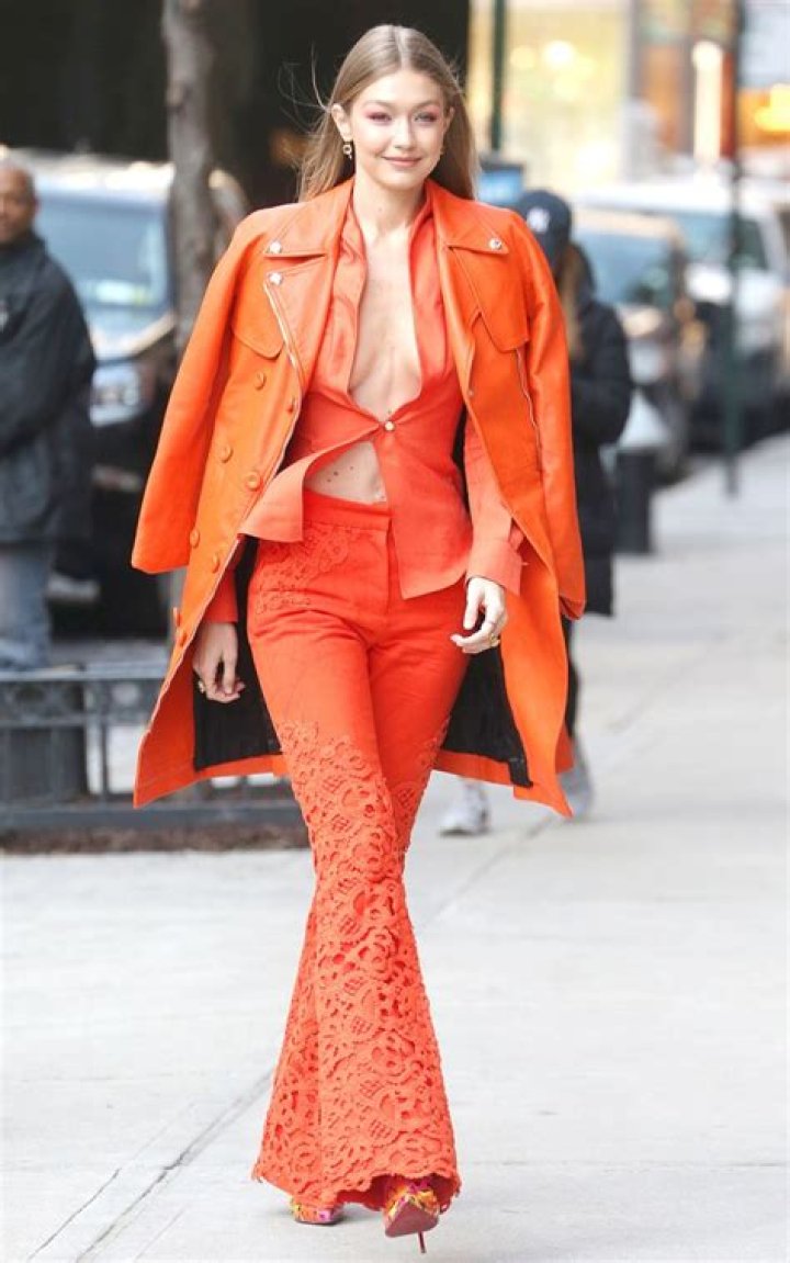 Olivia Munn, Gigi Hadid & More Stars Going Out Underdressed In The Freezing Cold & Snow