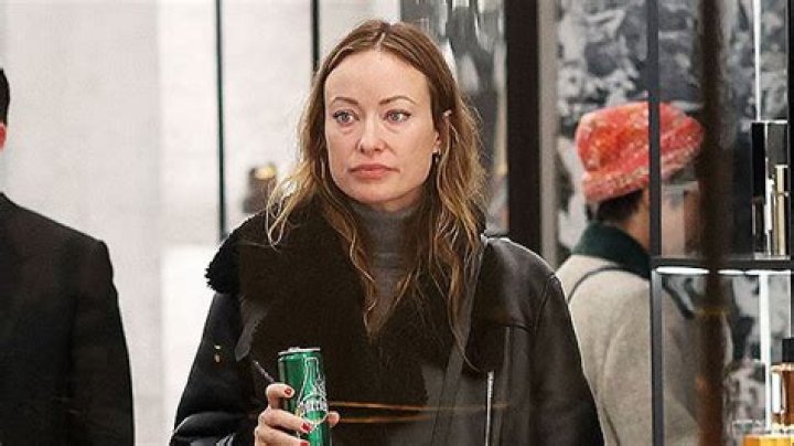 Olivia Wilde Shops In Paris Solo: Photos – Hollywood Life