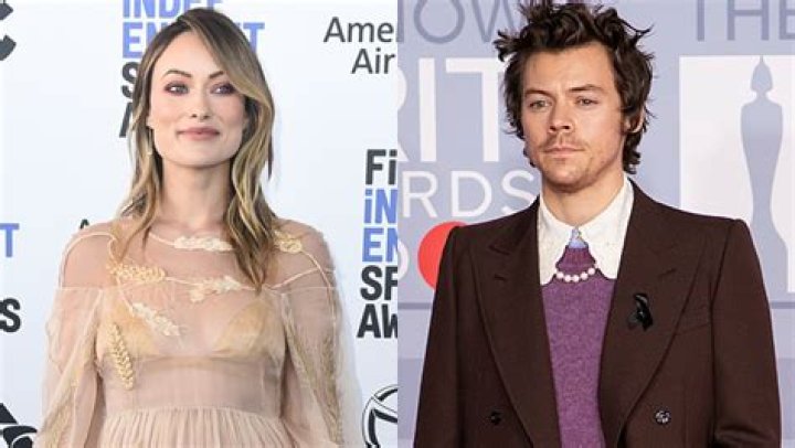Olivia Wilde Wears BF Harry Styles’ ‘Golden’ Music Video Necklaces: Pics – Hollywood Life