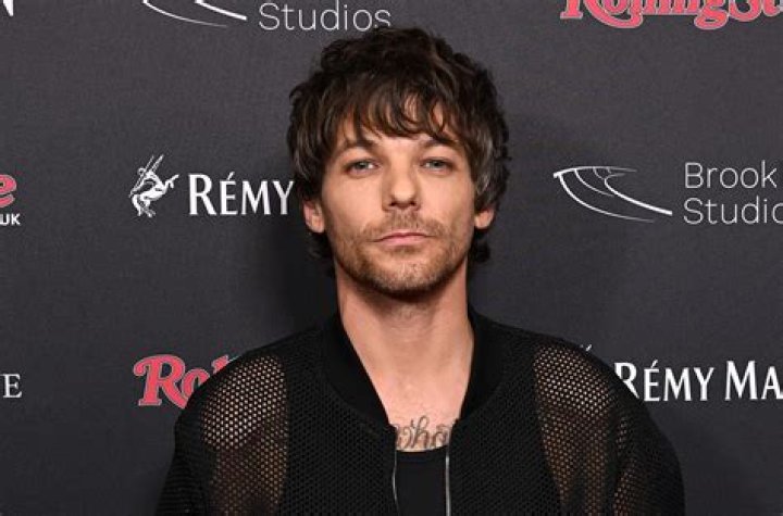 One Direction's Louis Tomlinson: How My Girlfriend & I Keep Long Distance Love Alive