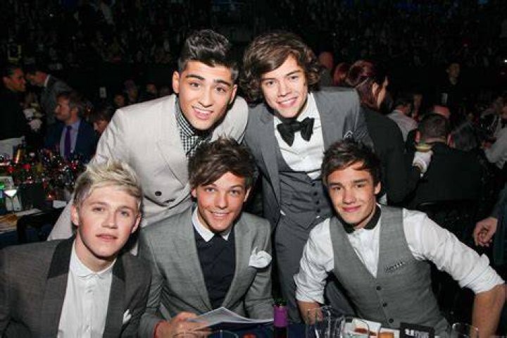 One Direction’s ‘Olivia’ — Harry Styles Wrote It For Louis Tomlinson? – Hollywood Life