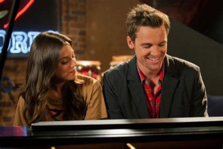 One Tree Hill — Season 9 Episode 2 — In The Room Where You Sleep [Recap] – Hollywood Life