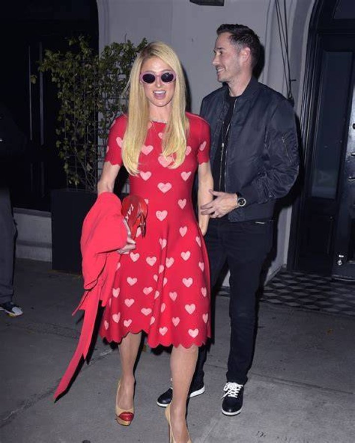 Paris Hilton Rocks Pink & Silver Mini Dress At Pride Concert – Hollywood Life