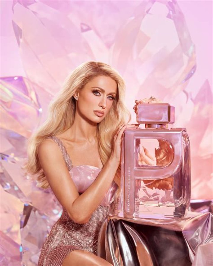 Paris Hilton’s $60K Wedding Registry Revealed: $500 Hermés Platter, $4,885 Vase & More — Full List