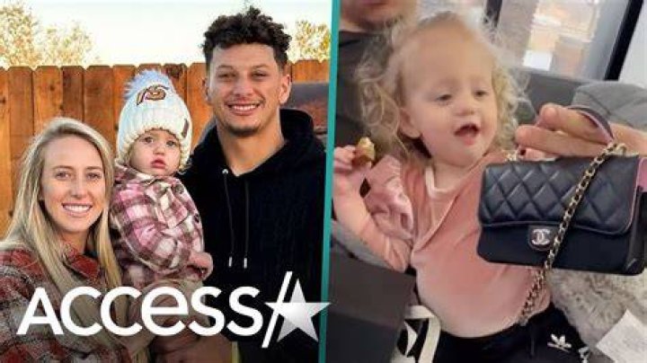 Patrick & Brittany Mahomes Gift Daughter Sterling Chanel Purse – Hollywood Life