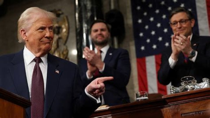Paul Ryan’s Poker Face At SOTU: Zoe Saldana & More Slam House Speaker For Not Clapping