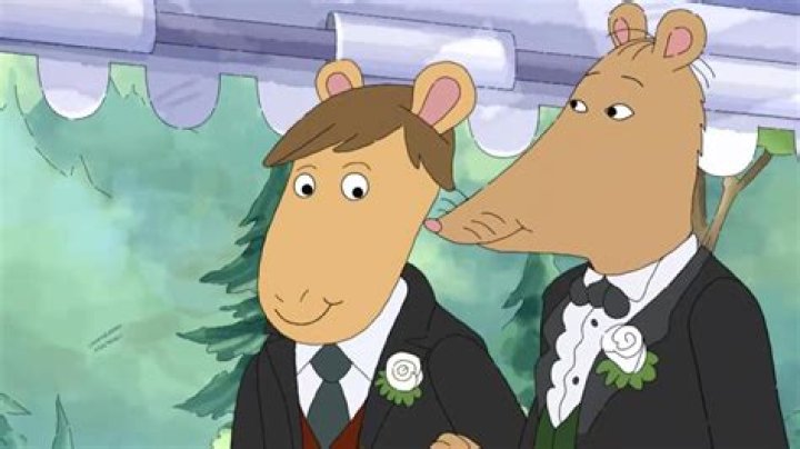 PBS Show Says Mr. Ratburn Is Gay & Gets Married In Premiere – Hollywood Life