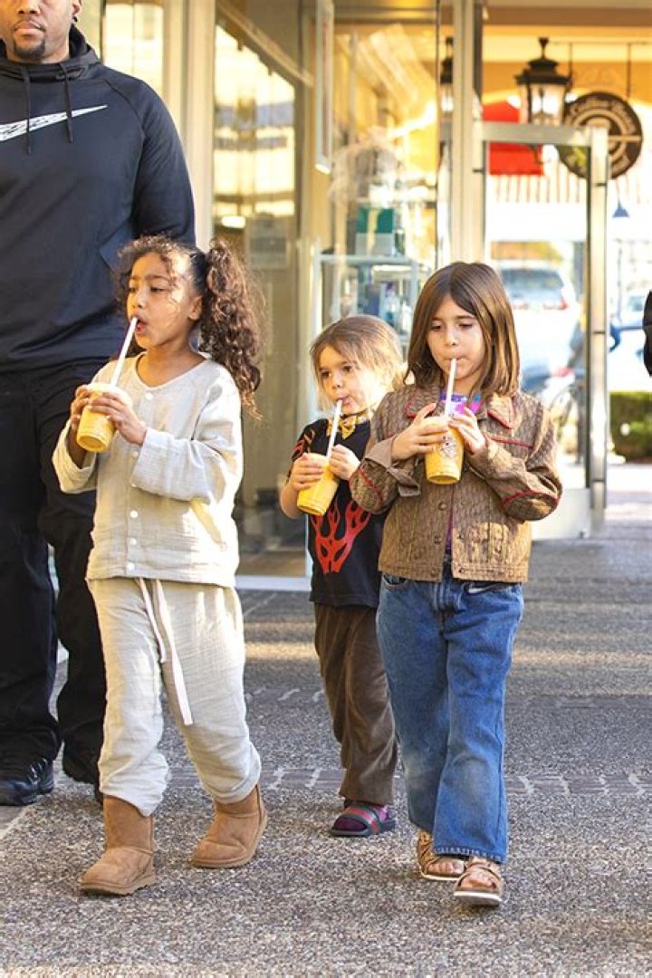 Penelope Disick, 9, & North West, 8, Get Business Savvy With Lemonade & Bracelet Stand — Watch