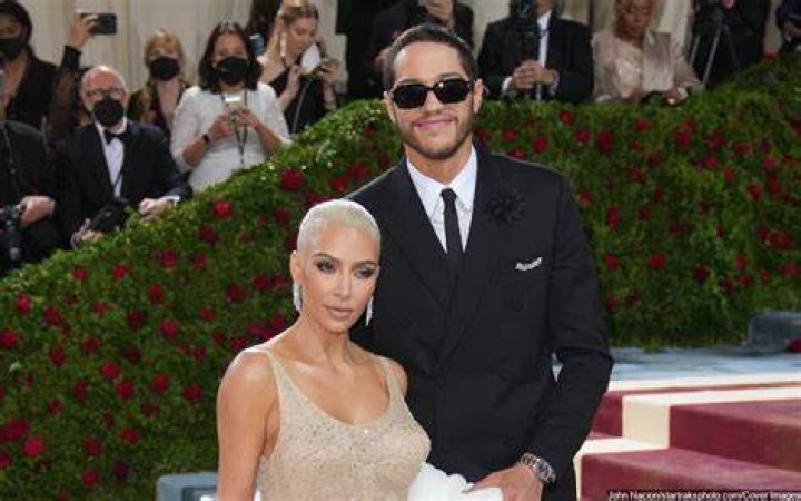 Pete Davidson Smiles & Gives A Thumbs Up In New Photo After Kim Kardashian Split