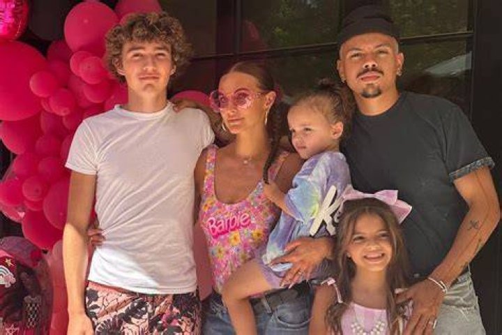 Pete Wentz Wants Custody Of Bronx: Ashlee Simpson Partying Too Hard?