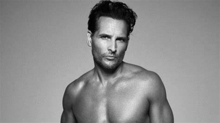 Peter Facinelli, 46, Goes Shirtless To Show Off 30 Lb. Quarantine Weight Loss For Prostate Cancer Awareness