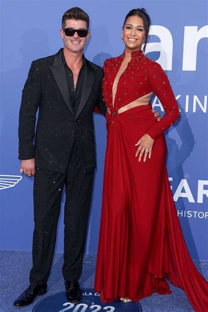Photos Of Actress & Robin Thicke’s Ex – Hollywood Life