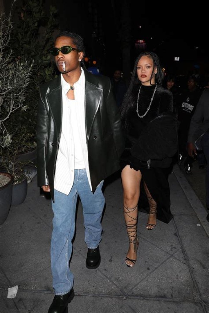 Photos Of Celebs Like Rihanna – Hollywood Life