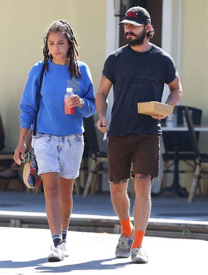 [PICS] Sasha Lane & Shia LaBeouf Dating? See PDA Pics Of Co-Stars Holding Hands – Hollywood Life