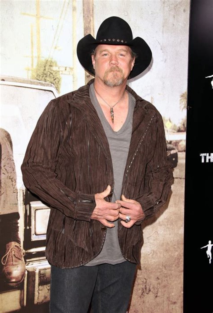 [PICS] Trace Adkins Seeking Treatment — Singer In Rehab For Drinking Problem – Hollywood Life
