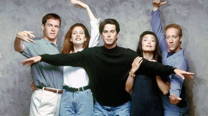Pictures From The Epic ’90s Show – Hollywood Life