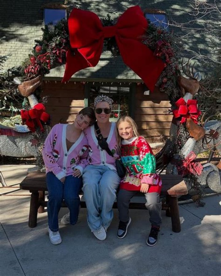 Pink’s Son Jameson, 2, Welcomes Her Home With A Bouquet Of Flowers In Sweet Instagram Video